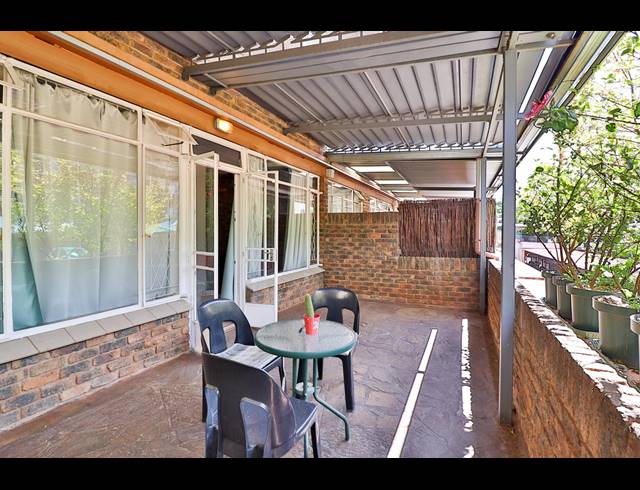 1.5 BEDROOM FLAT SOLD IN WAVERLEY